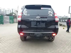 Toyota Land Cruiser Prado 2.8 2017 Black