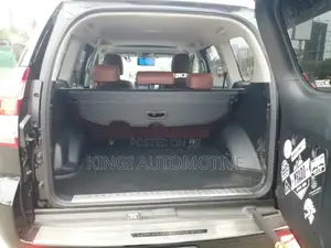 Toyota Land Cruiser Prado 2.8 2017 Black