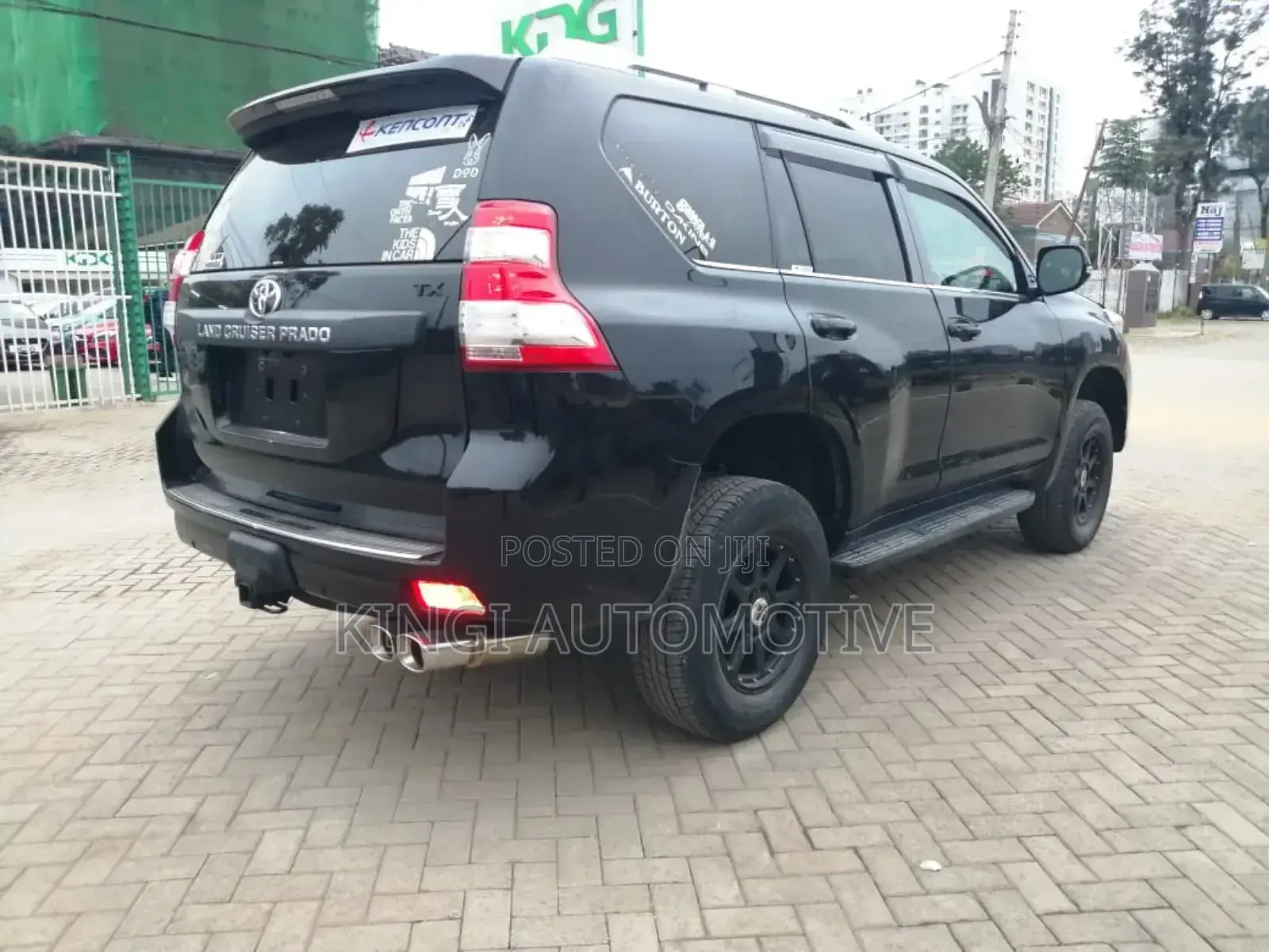 Toyota Land Cruiser Prado 2.8 2017 Black