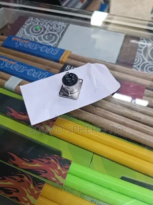 Metallic Female Socket