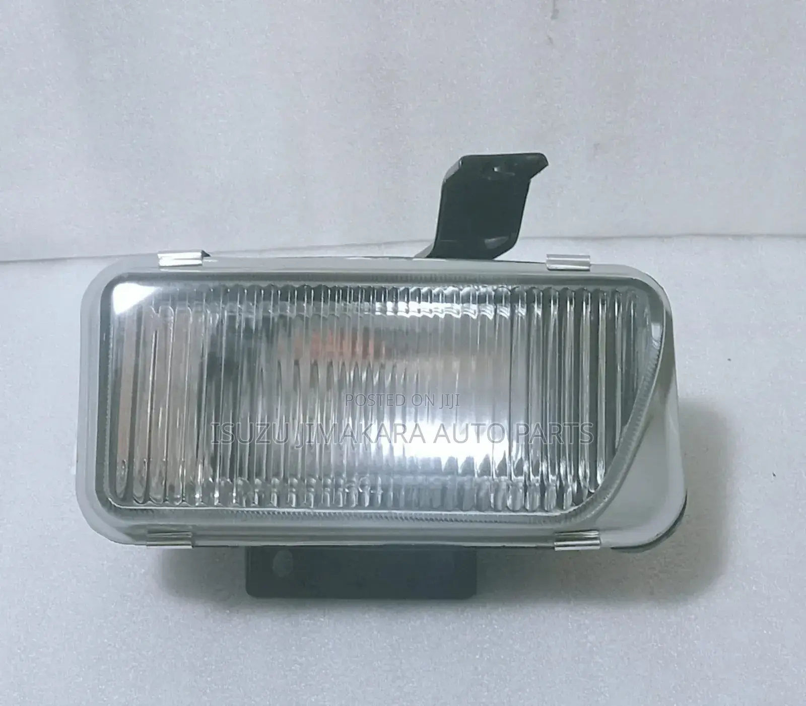 Isuzu Elf Fog Lamp