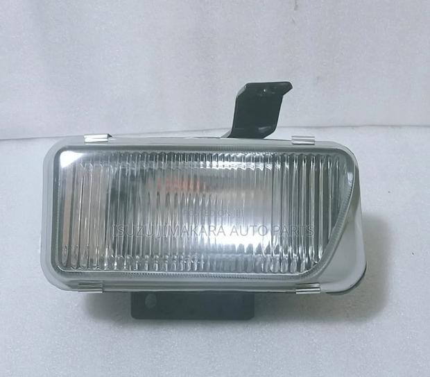 Isuzu Elf Fog Lamp
