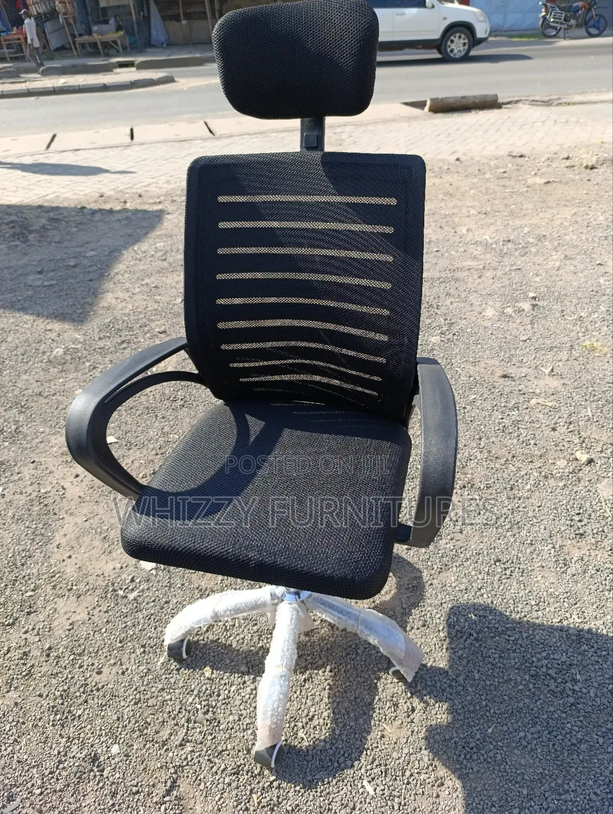 Height Adjustable Swivel Office Seat