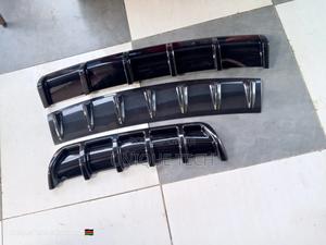 Stylish Universal Fit Rear Diffuser for Cars - thumbnail 2