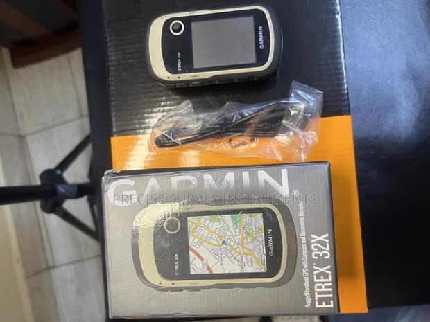 Garmin Handheld GPS Etrex 32x - main view