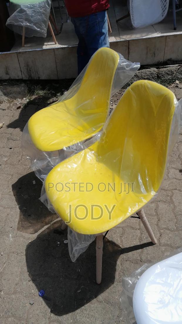 Classic Molded Chair Eames Chair
