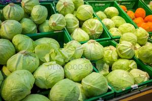 Fresh Cabbage - thumbnail 2