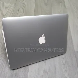 Laptop Apple MacBook Air 4GB Intel Core I5 SSD 128GB