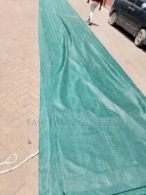 Privacy Fencing Net. 90%