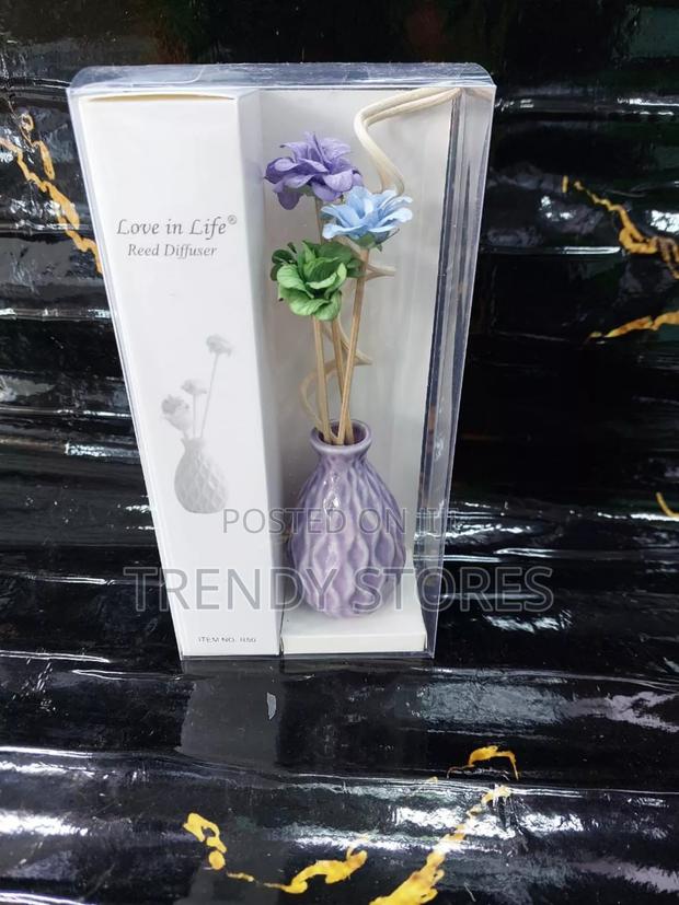 Purple Ceramic Vase Diffuser With Flower