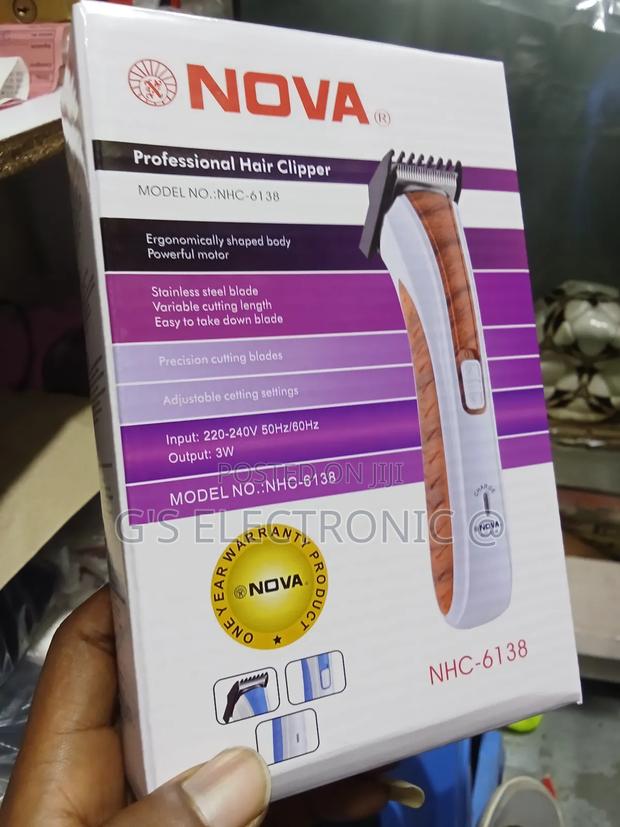 Nova Rechargeable Shaver - main view
