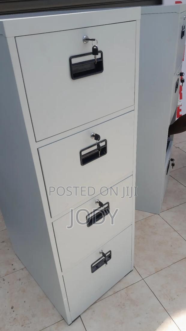 Storage Unit Cabinet - thumbnail 2