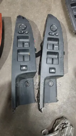 Mazda Demio Main Power Window Switch.