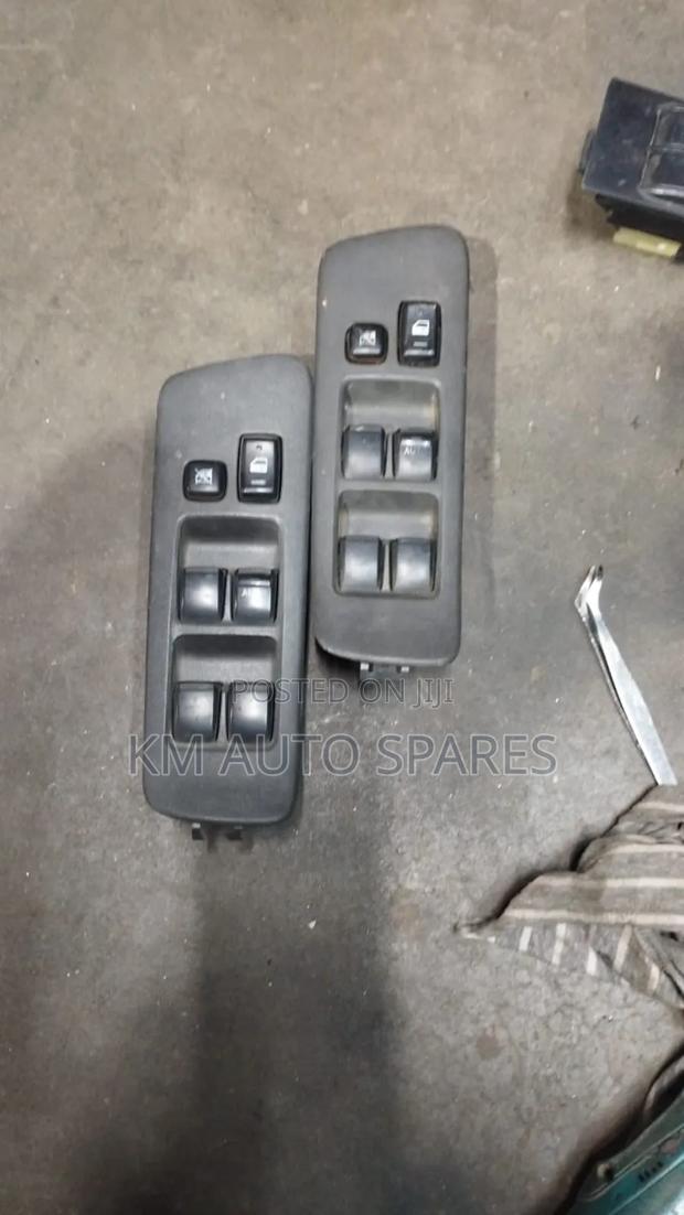 Toyota Kluger Main Power Window Switch.