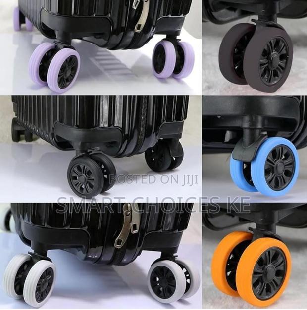Silicone Luggage Wheel Covers - thumbnail 3