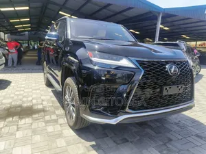 Lexus LX 2018 Black