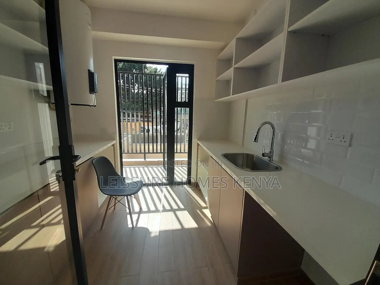 3bdrm Apartment in Lavington for sale