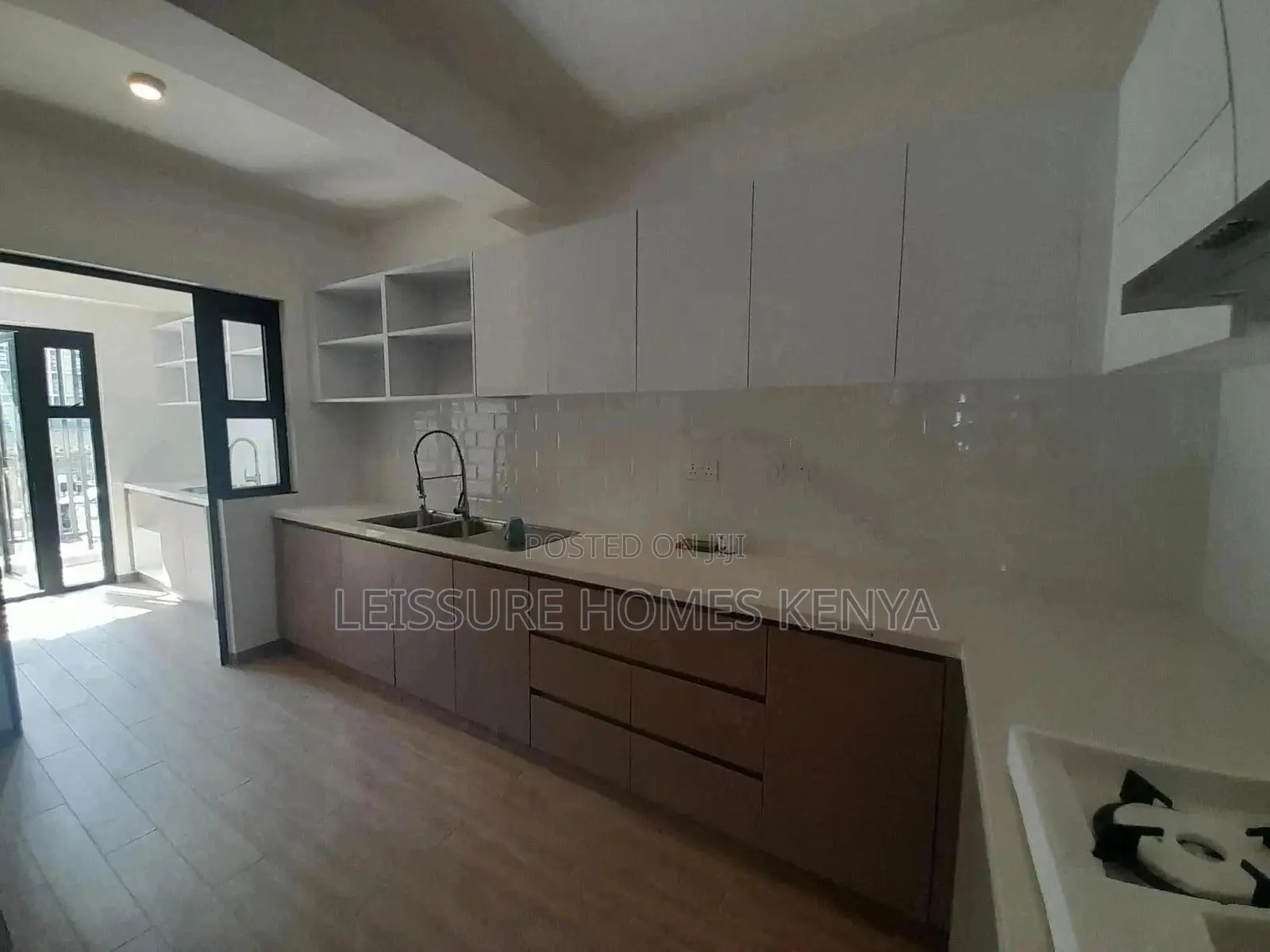 3bdrm Apartment in Lavington for sale