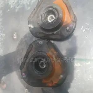 Toyota NZE Shock Mountain