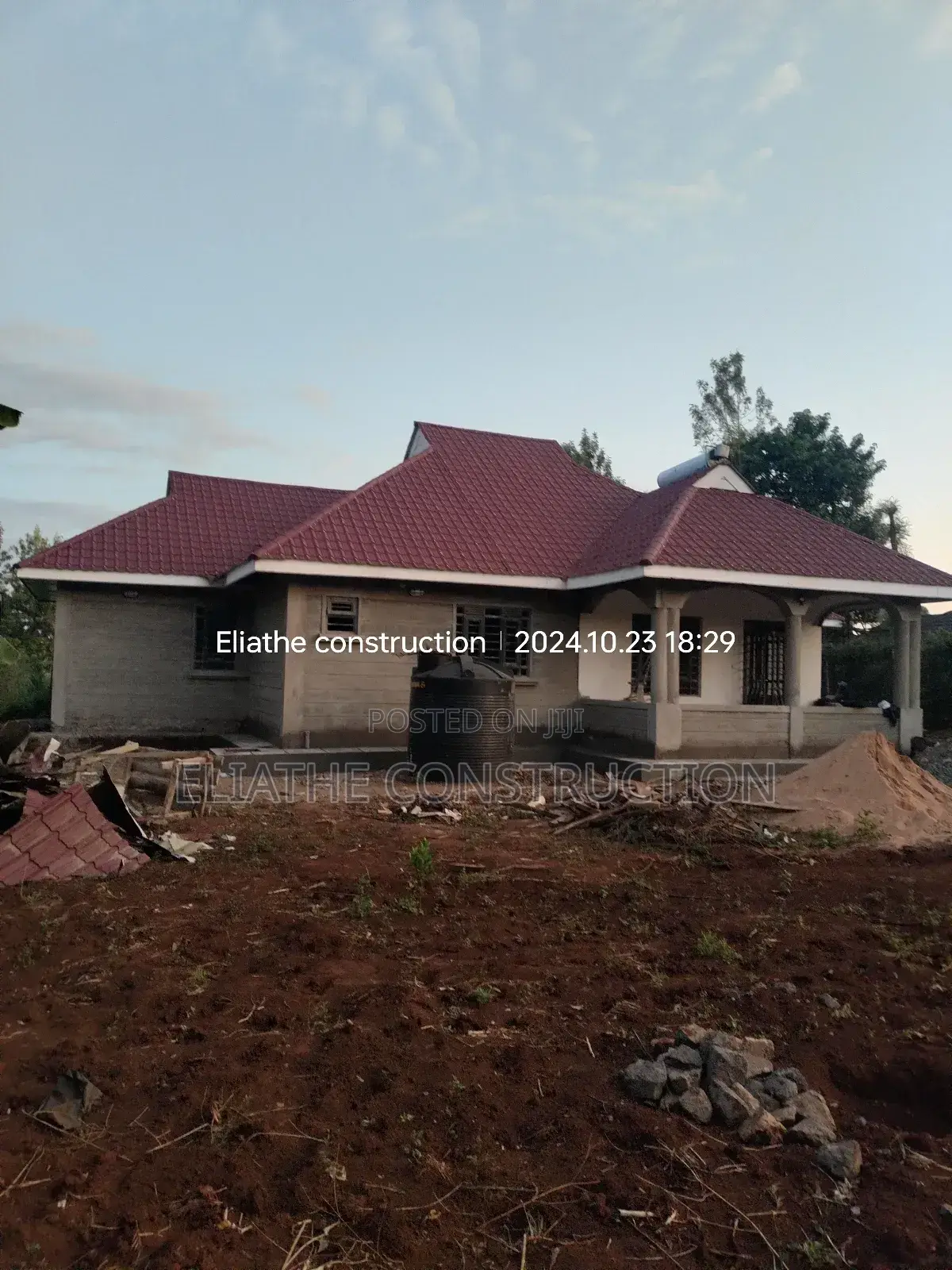 Construction Site Management and Supervisor