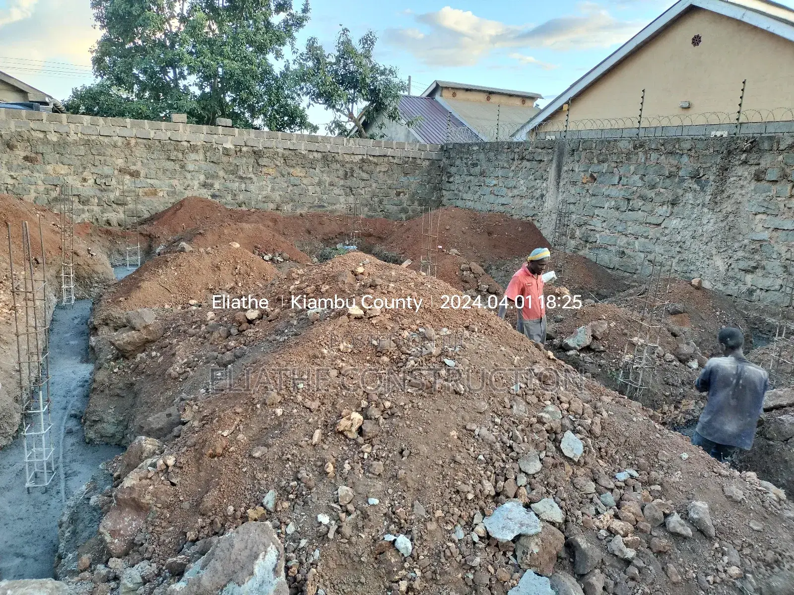 Construction Site Management and Supervisor