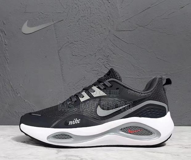 Airmax Zoom Sizes 40-45 - thumbnail 4