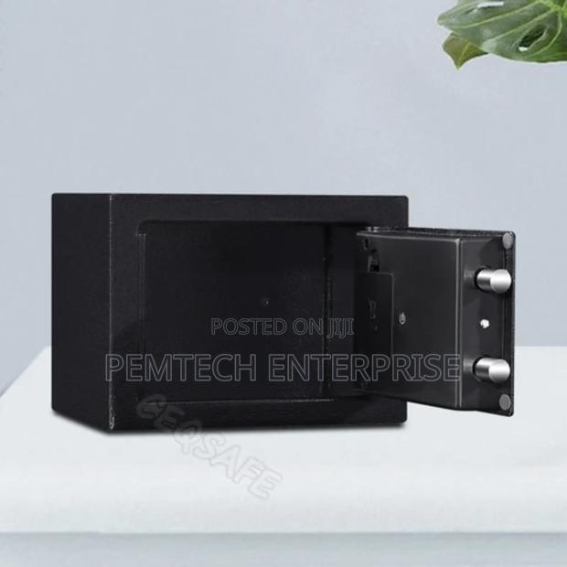 Password and Key Safe Box - thumbnail 3