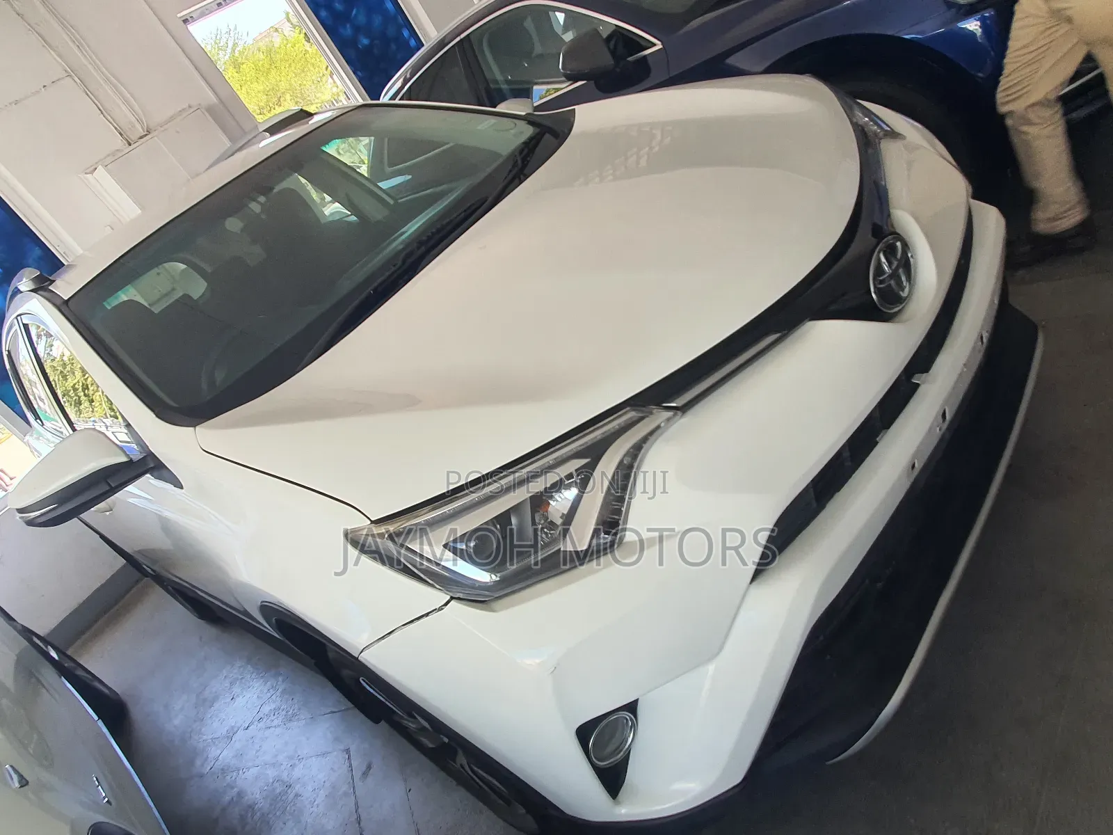 Toyota RAV4 2017 White