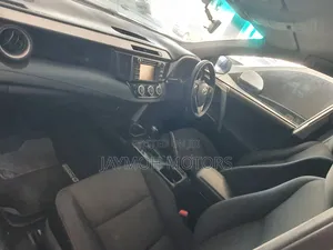 Toyota RAV4 2017 White
