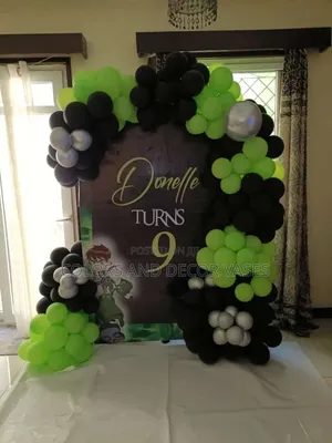 Green and Black Balloon Garland