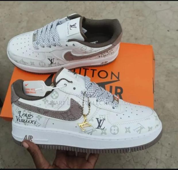 Airforce 1 Customerez