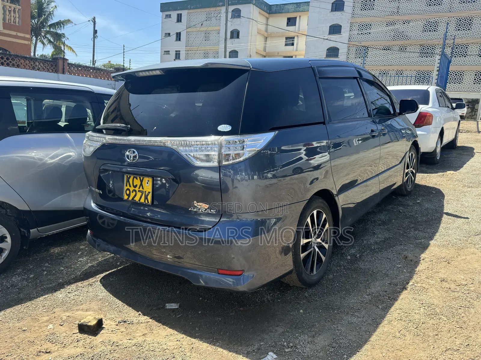 Toyota Estima 2012 Gray