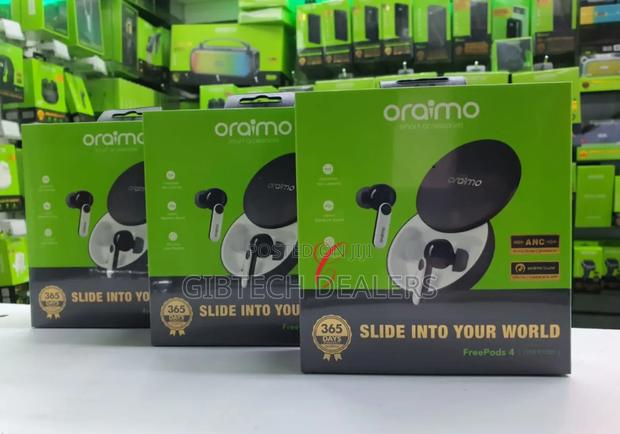 Oraimo Freepods 4 OEB-E105D Earbuds.