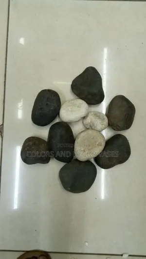 Riverbed Decorative Stones