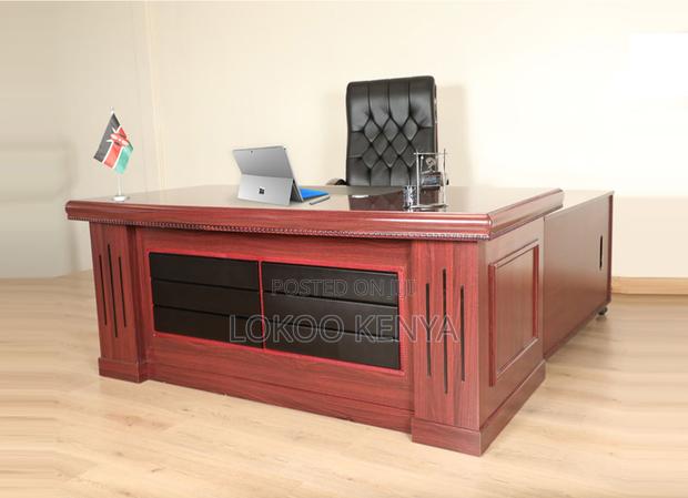 Office Table:1.8 Meters Sophisticated Executive Office Table - thumbnail 2