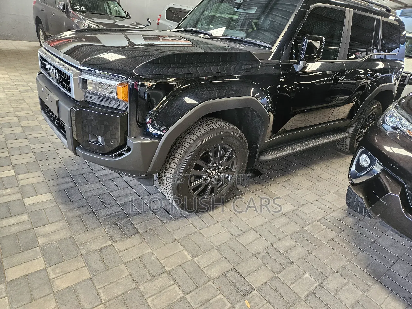 Toyota Land Cruiser 2018 Black