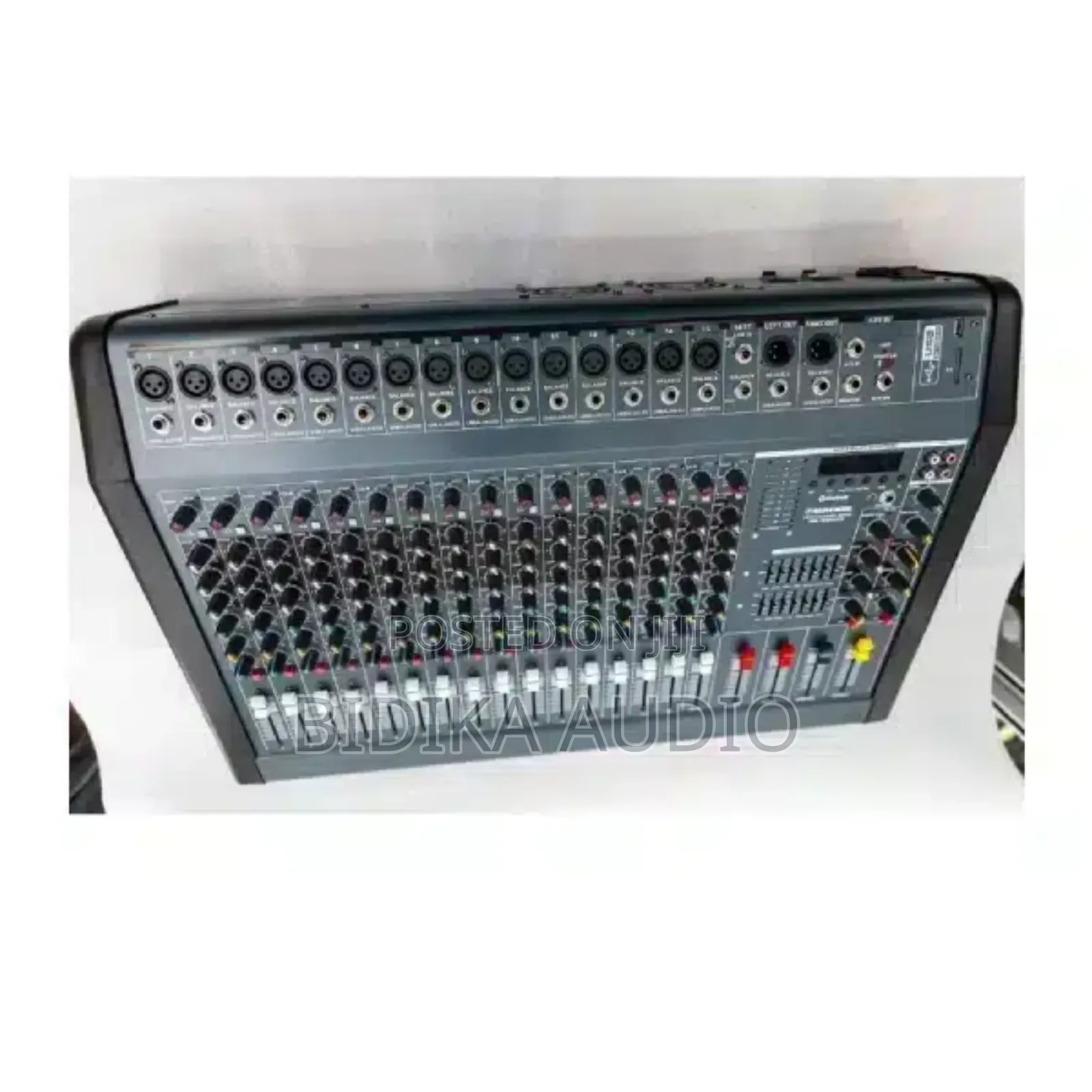 Mackie Professional Mixer MK 1600 USB 16 Channel Mixer