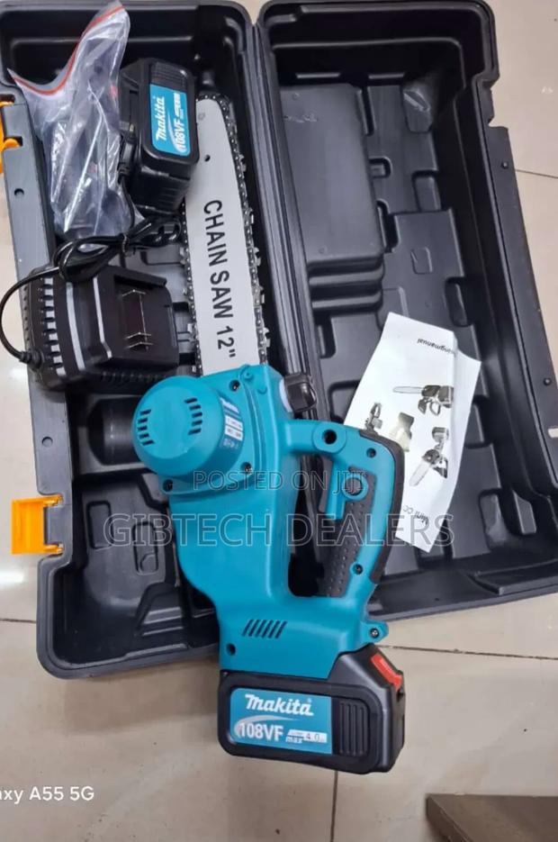 Makita Cordless 12" Chain Saw