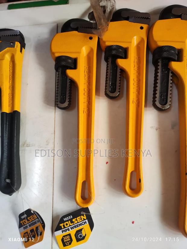 Tolsen Pipe Wrench 12" Inch Plumber Wrench Pipe Range - main view