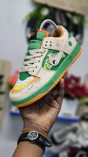 
Sb Dunk Tree Hugger