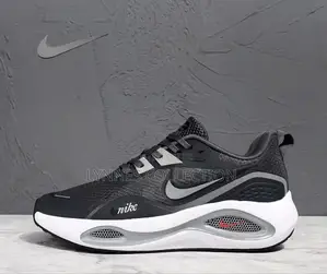 Quality Nike, Airmax Zoom: Nike Motorsport