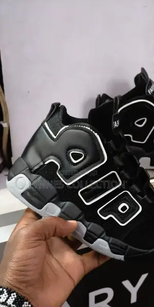 Nike Air Barrage Kids: Kids Shoes