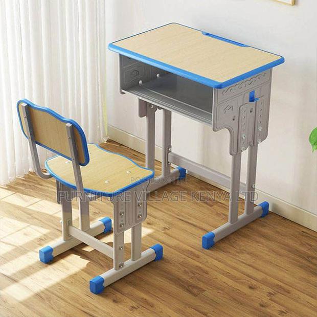 Kid's Adjustable School Desk Chair