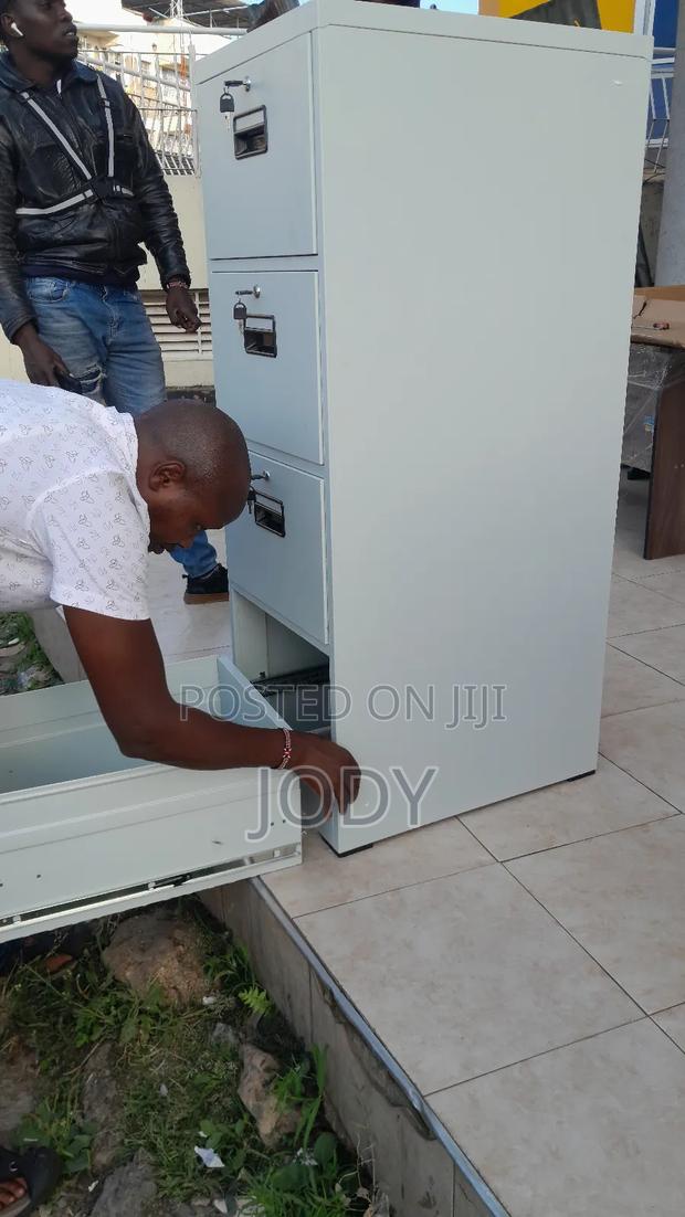 Storage Console Cabinet - thumbnail 2