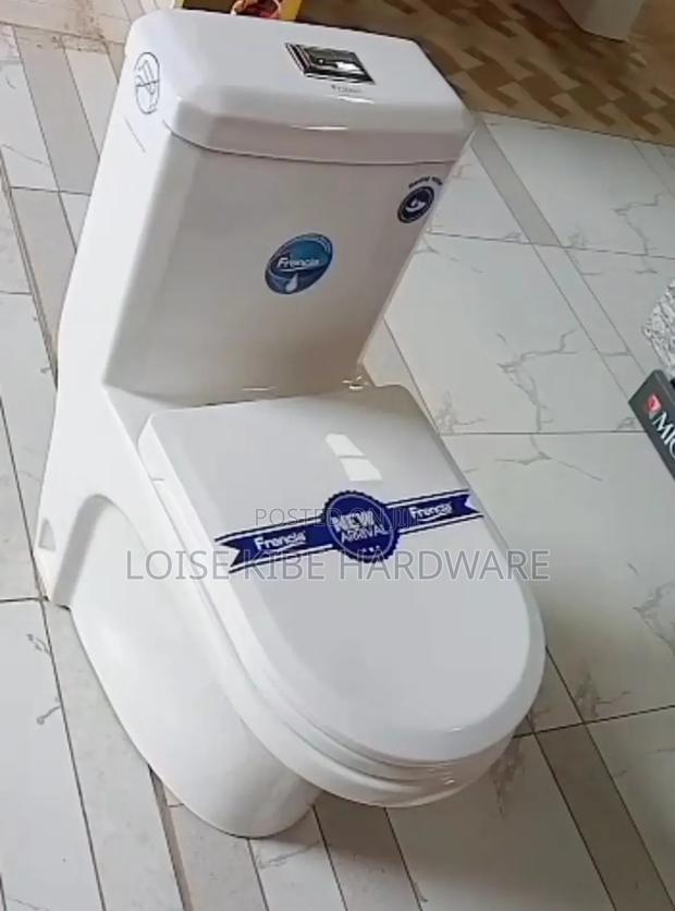 High Class Toilet Available - thumbnail 2