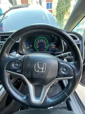 Honda Fit Shuttle 2017 Gray