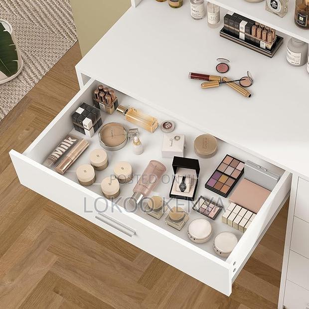 Dressers: White Vanity Bedroom Dressing Table - thumbnail 4