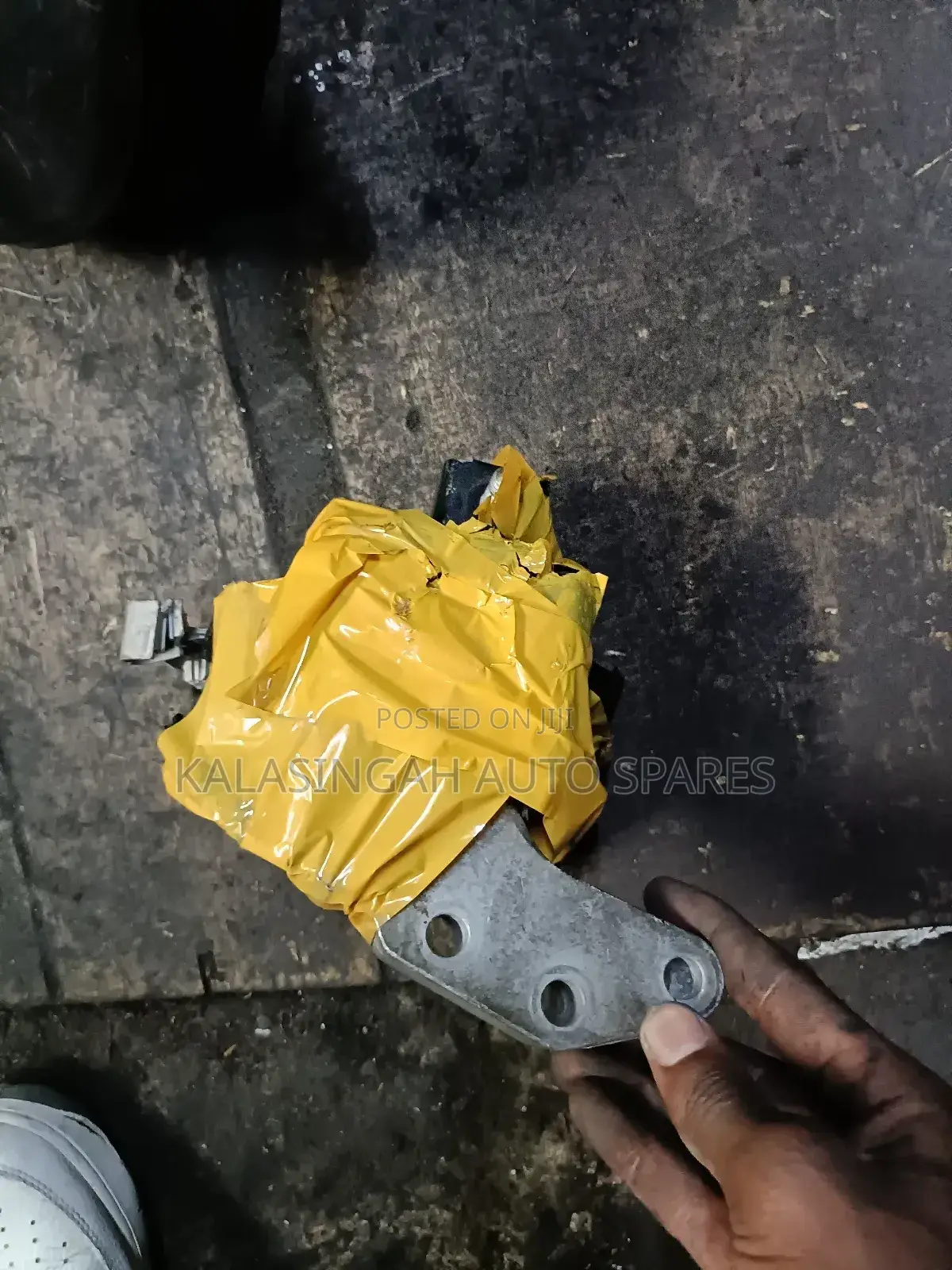 Suzuki Solio Engine Mounting