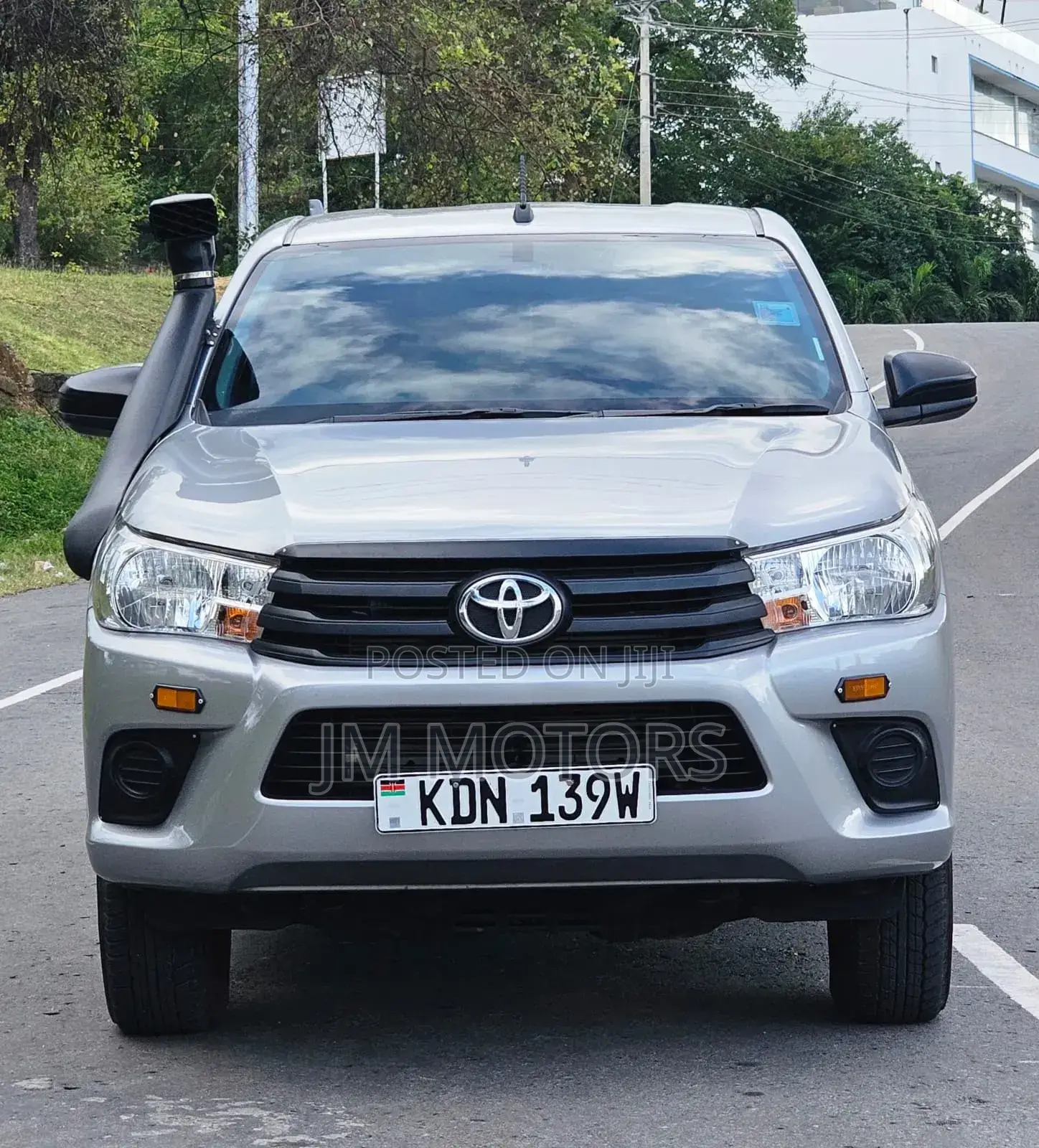 Toyota Hilux 2023 Gray