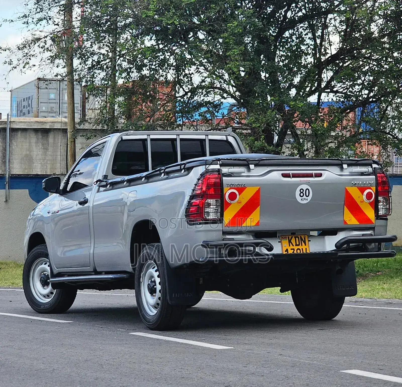 Toyota Hilux 2023 Gray